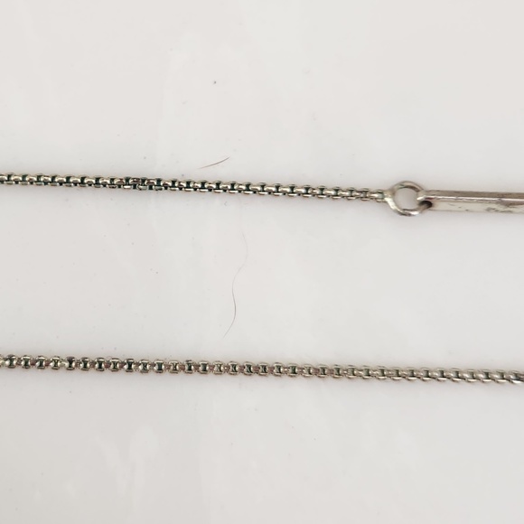 Kendra Scott set Cami and Camelia in white kyocera opal and gold, preloved - Picture 5 of 10